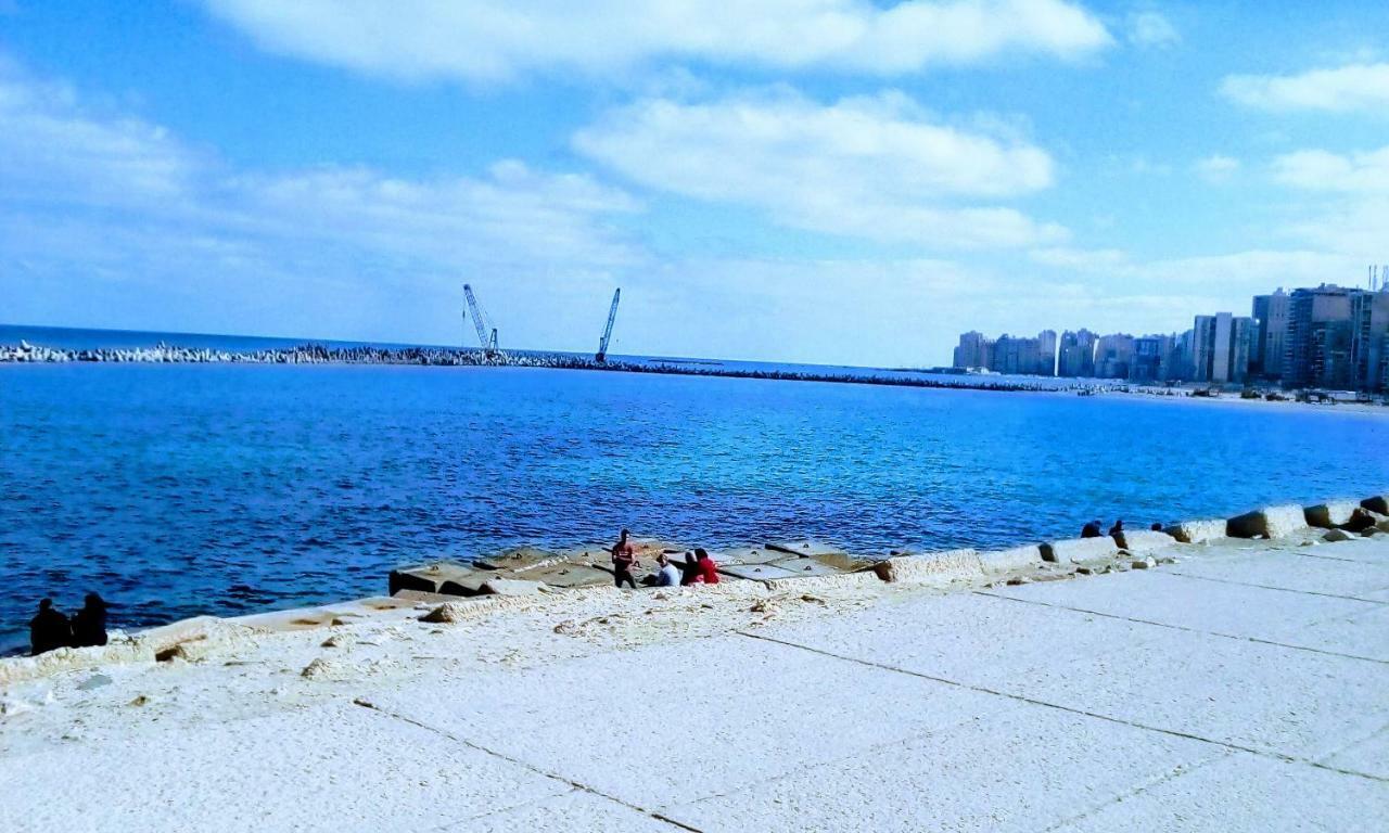 Zahrate Elfirdaos Rooms للرجال فقط الإسكندرية المظهر الخارجي الصورة